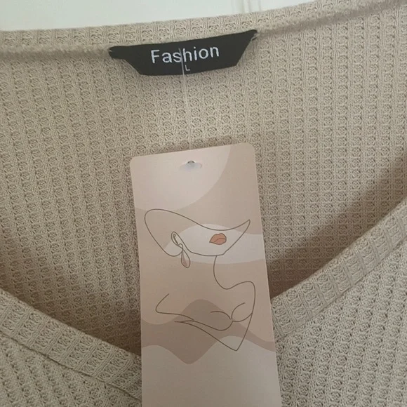 🤎 Ruffled Waffle Knit Loose V-Neck Sweater 🤎 - Picture 5 of 8